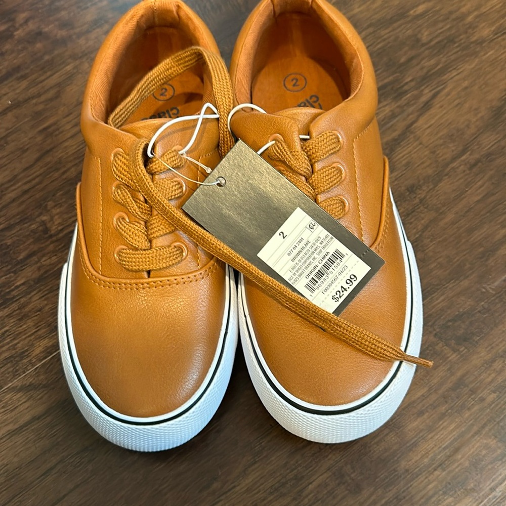 NWT size 2 Boys shoes